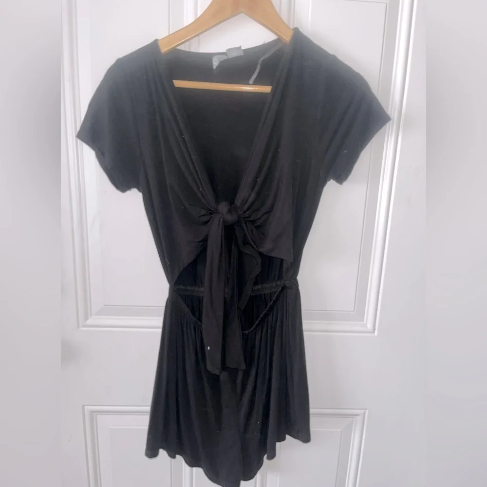 Romper - Picture 1 of 1